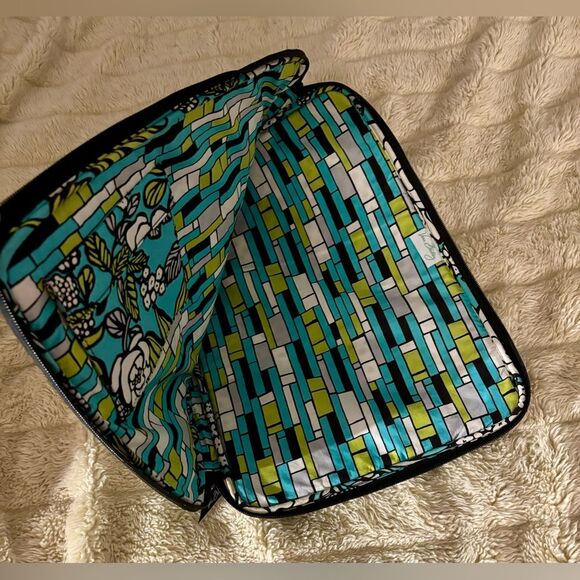 Vera Bradley Laptop Sleeve - Picture 3 of 3